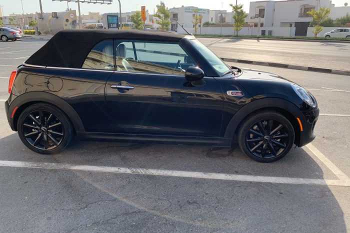 Mini cooper s convertible 2016  Black